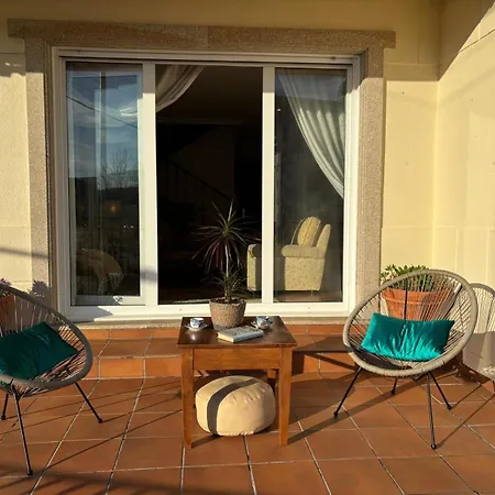 Holibai, Axouxere, Casa Con Preciosa Zona Verde, Barbacoa, Cerca Del Mar, Galicia, Nigran Villa