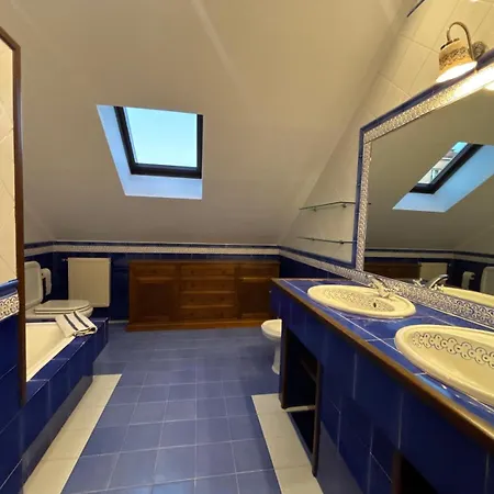 Holibai, Axouxere, Casa Con Preciosa Zona Verde, Barbacoa, Cerca Del Mar, Galicia, Nigran Villa *