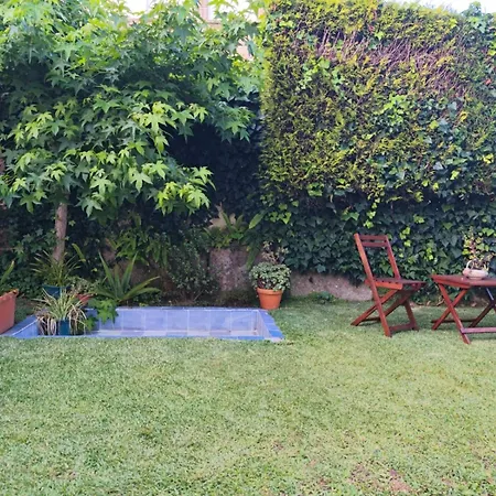 Holibai, Axouxere, Casa Con Preciosa Zona Verde, Barbacoa, Cerca Del Mar, Galicia, Nigran *